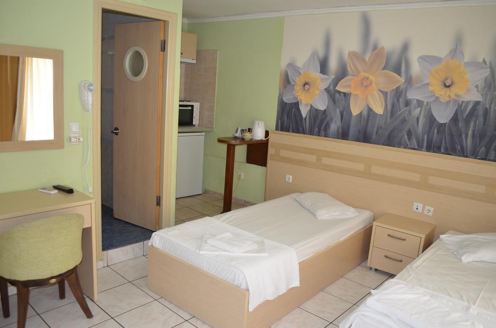 Fontana Rooms Митилини Номер фото
