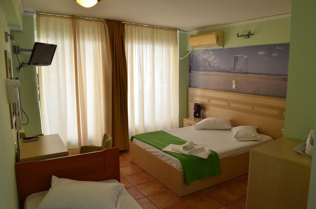 Fontana Rooms Митилини Номер фото