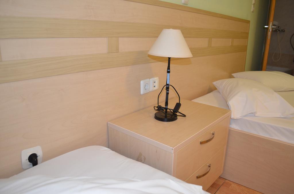 Fontana Rooms Митилини Номер фото