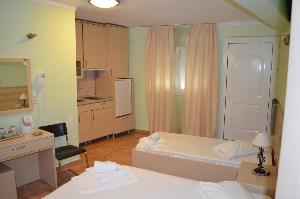 Fontana Rooms Митилини Экстерьер фото